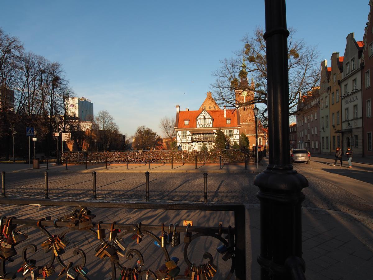 Grand Tourist Gemini Apartment Gdansk Exterior photo